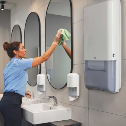 Tork Сензорен дозатор за сгънати кърпи за ръце PeakServe Automatic Continuous - system H5  